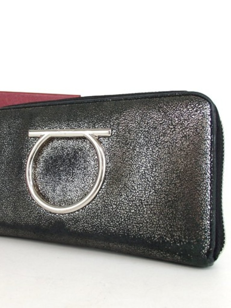 Authentic Salvatore Ferragamo Gancini Long Wallet Leather[Used]